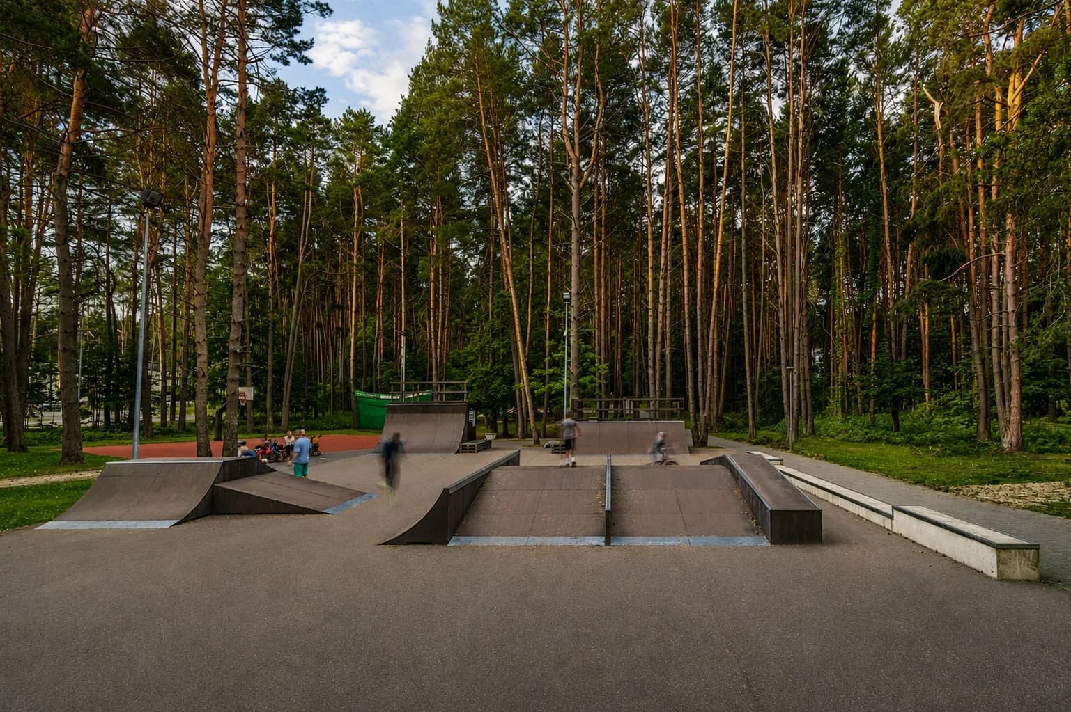 BIRŠTONO parkas