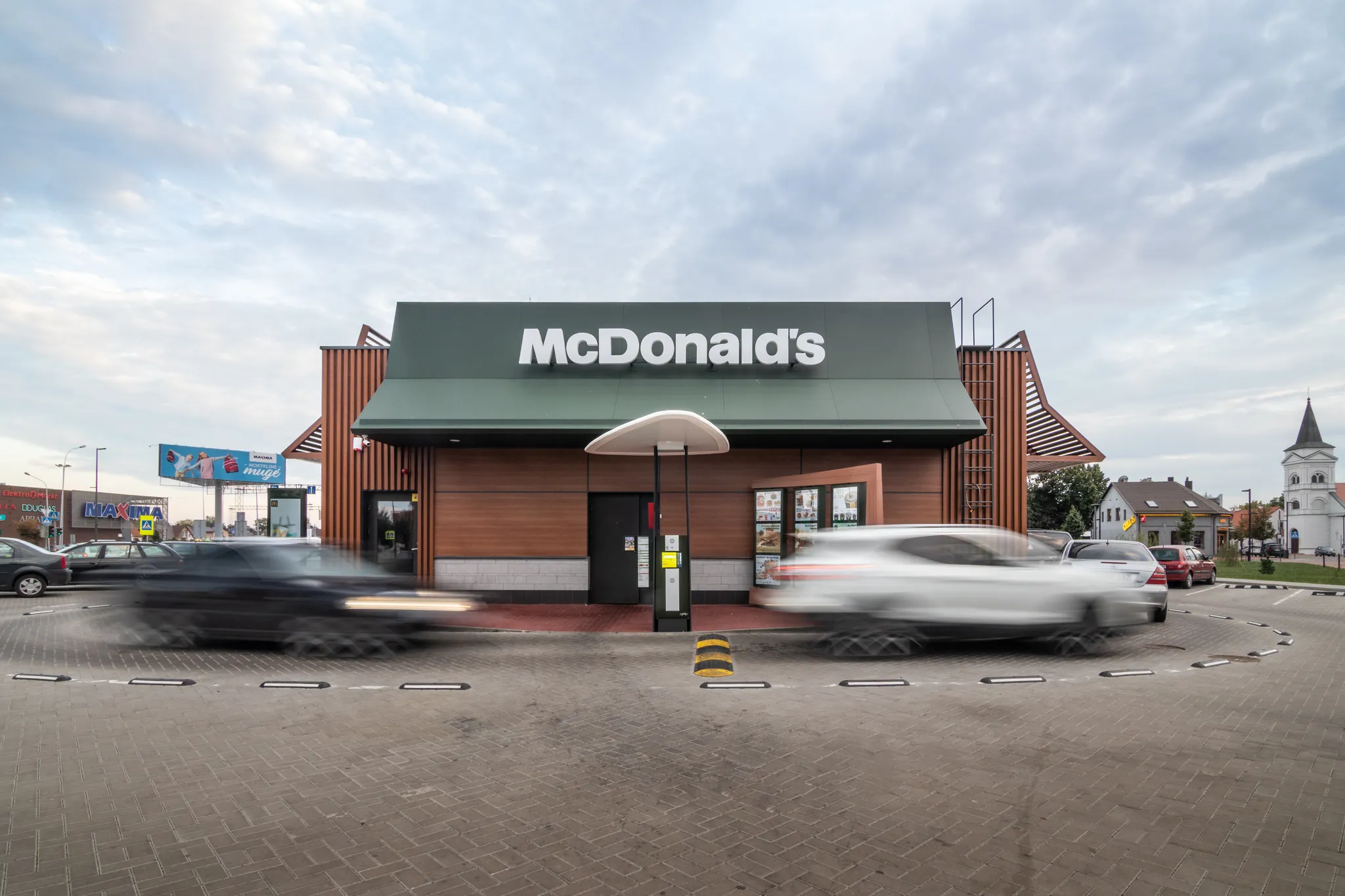McDONALD's restoranas, Kauno g. 28, Marijampolėje