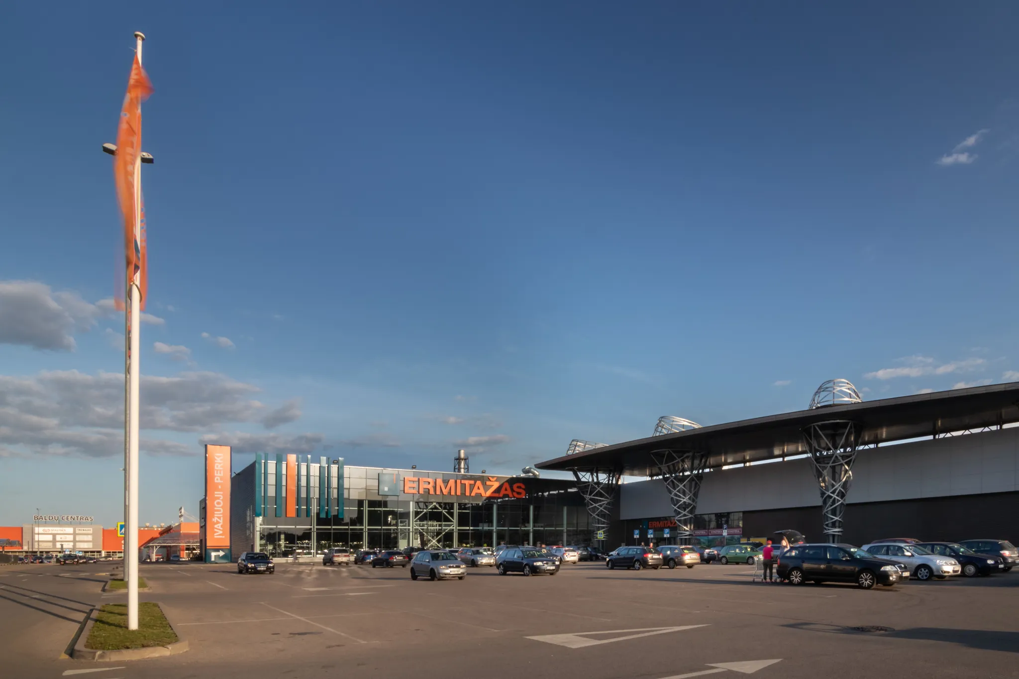 ERMITAŽAS, Pramonės pr. 6B, Kaune