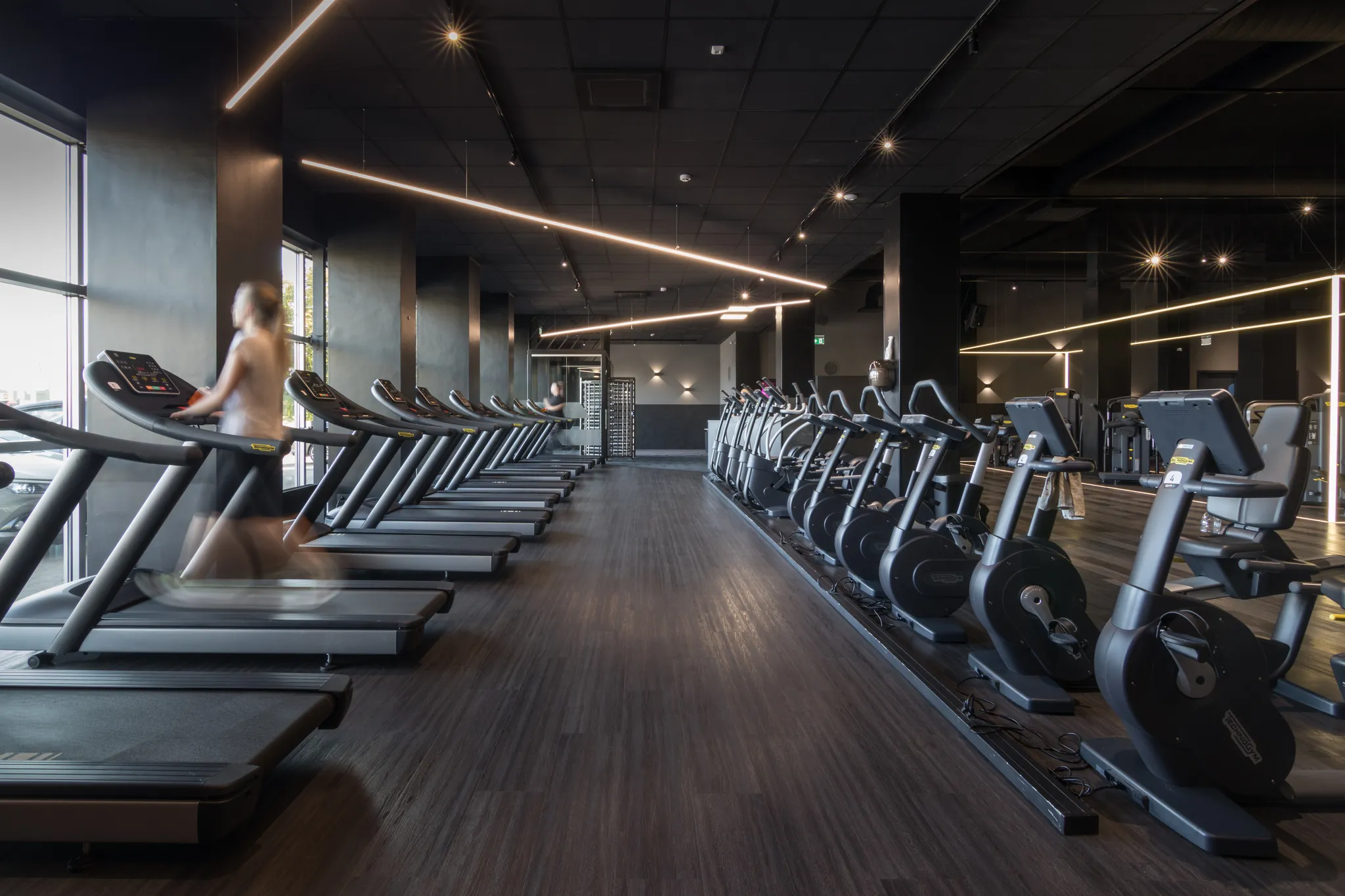 GYM PLIUS, Pramonės pr. 25, Kaune