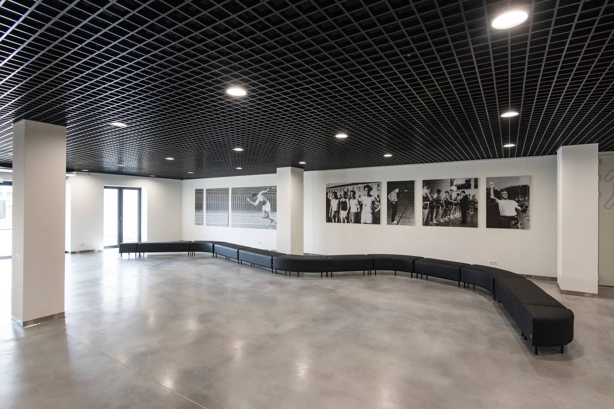VDU Prezidento Valdo Adamkaus sporto centras, Studentų g. 9A, Kauno r.