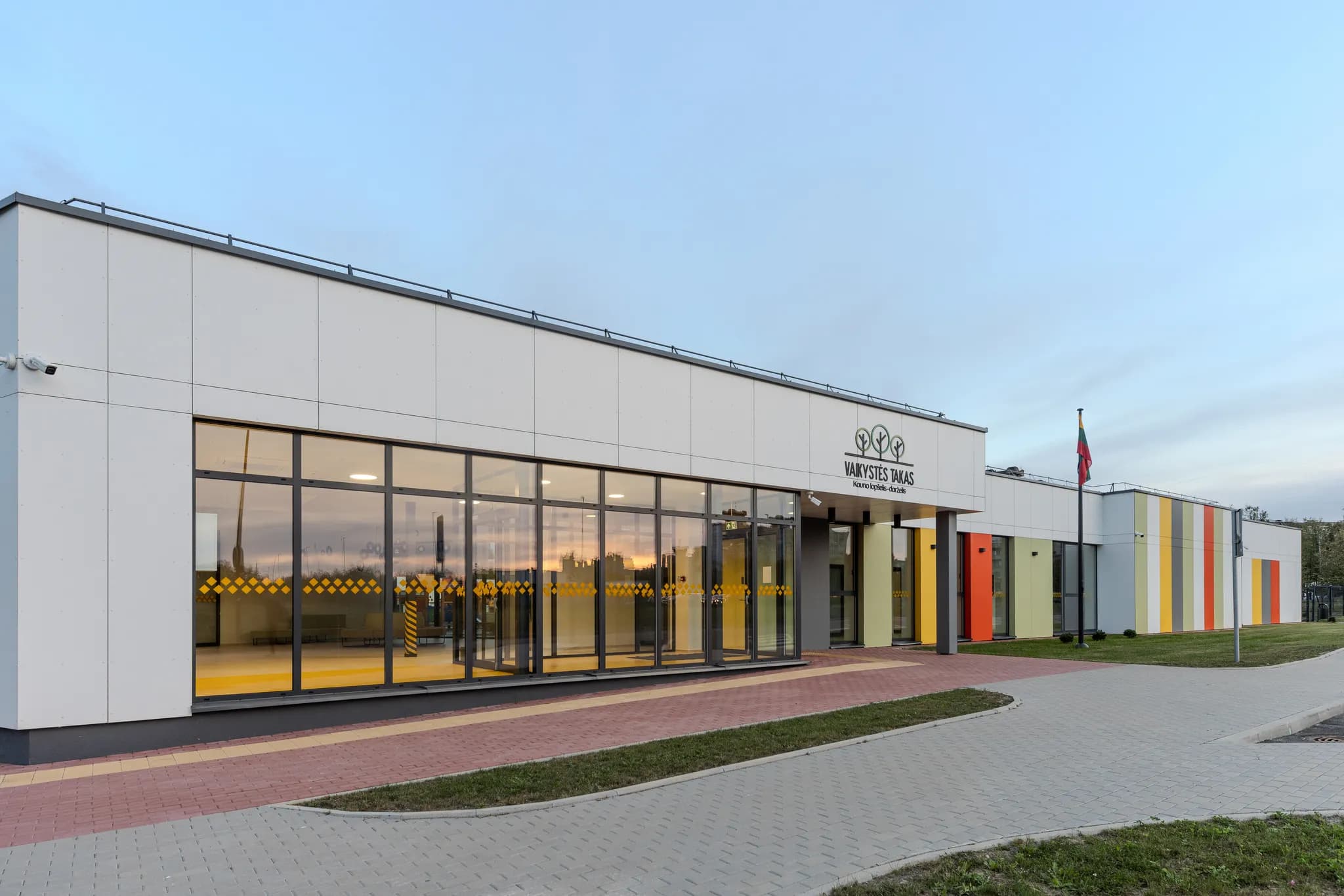VAIKYSTĖS TAKAS vaikų darželis, Kuršių g. 49B, Kaune